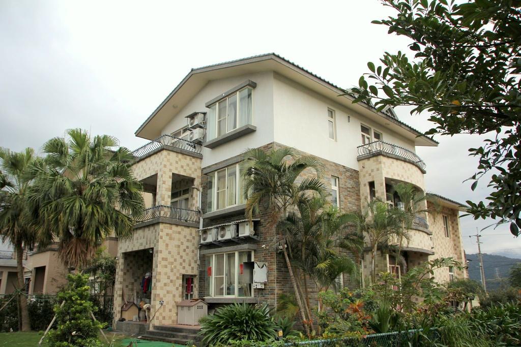 Suyen B&B Yilan Buitenkant foto